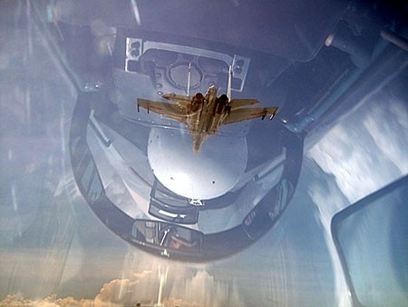 Hình ảnh chụp từ khoang lái SU30MK2. Ảnh: Trường Nam